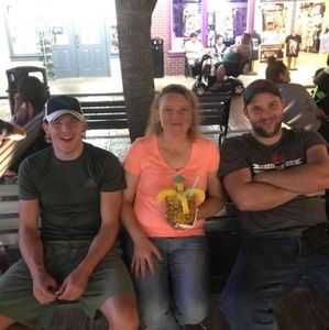 Meet your Posher, Amy